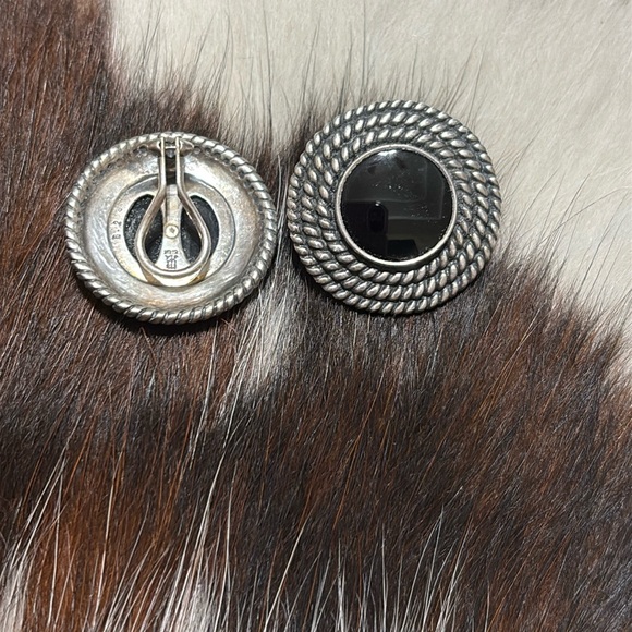 James Avery black onyx & silver earrings. - Picture 1 of 6